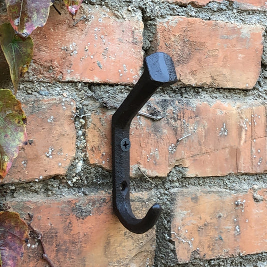 JOHANN 4x cast iron hooks